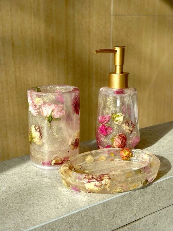 Resin home decor set